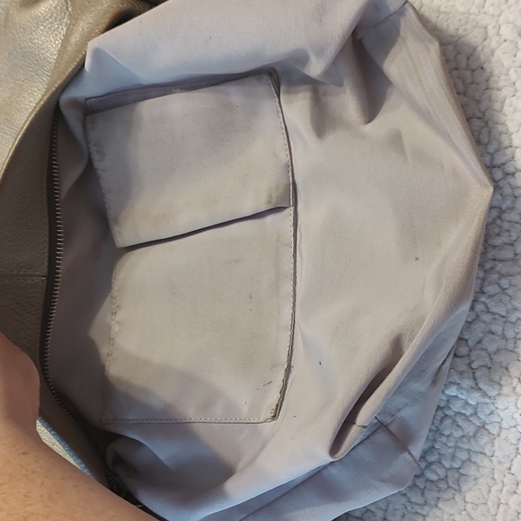 Coach silver metallic crossbody shoulder bag 2010. Overall GUC. - Picture 13 of 14